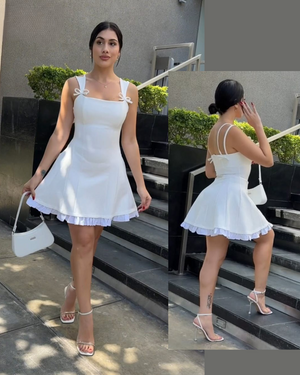 Vestido corto de tela loma con hombros descubiertos, vestidos casuales