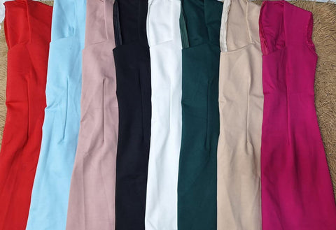 Image of Vestido elegante de manga larga con cuello cuadrado de encaje con contraste para mujer